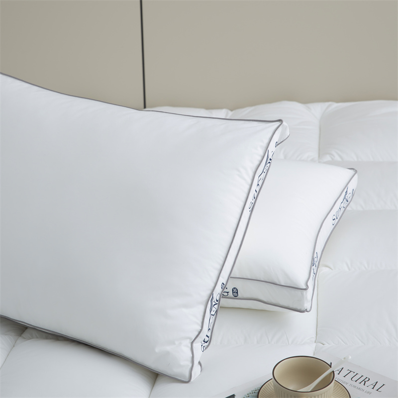 Customized Print Logo Microfiber Filling 40s Downproof Fabric na may Piping Mattress Topper Customized Print Logo Microfiber Filling 40s Downproof Fabric na may Piping Mattress Topper