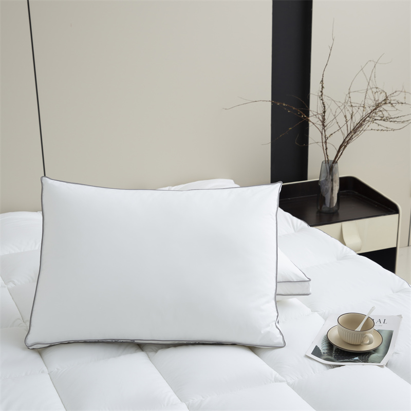 Customized Print Logo Microfiber Filling 40s Downproof Fabric na may Piping Mattress Topper Customized Print Logo Microfiber Filling 40s Downproof Fabric na may Piping Mattress Topper