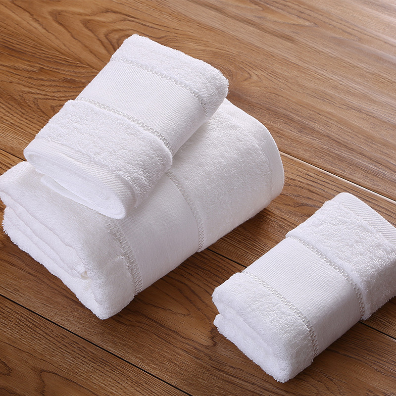 Dobby Border White Silver Thread Towel Set Dobby Border White Silver Thread Towel Set