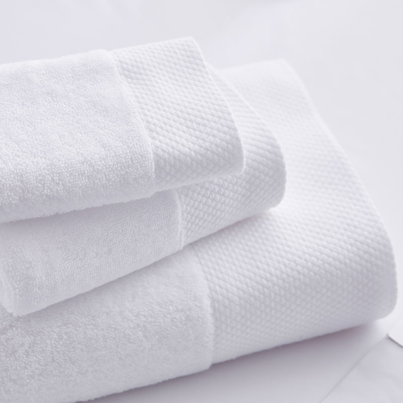 Jacquard Border Hotel na puting Bath Towel Jacquard Border Hotel na puting Bath Towel