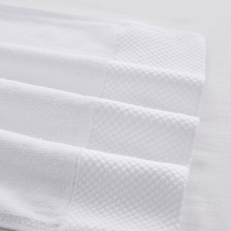Jacquard Border Hotel na puting Bath Towel Jacquard Border Hotel na puting Bath Towel