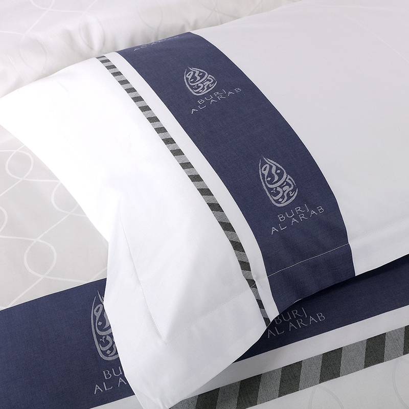 Yarn Dyed Customized Logo 100% Cotton Bedding Set Yarn Dyed Customized Logo 100% Cotton Bedding Set